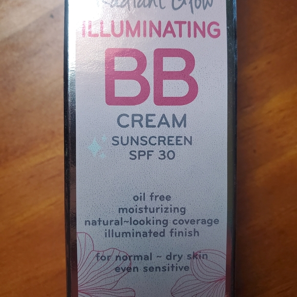 NEW BB Cream - Picture 3 of 4